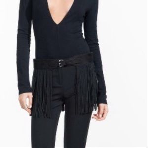 Suede fringe belt